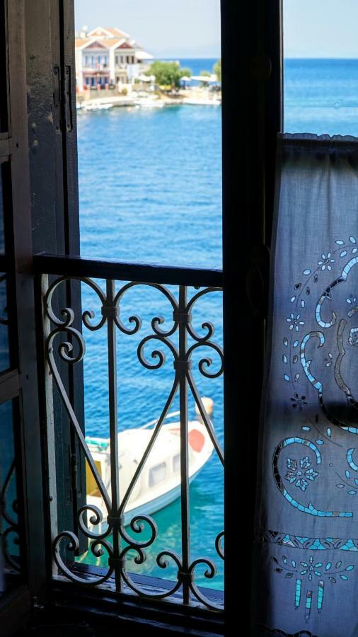 Moschos Mansion Villa Symi Exteriör bild