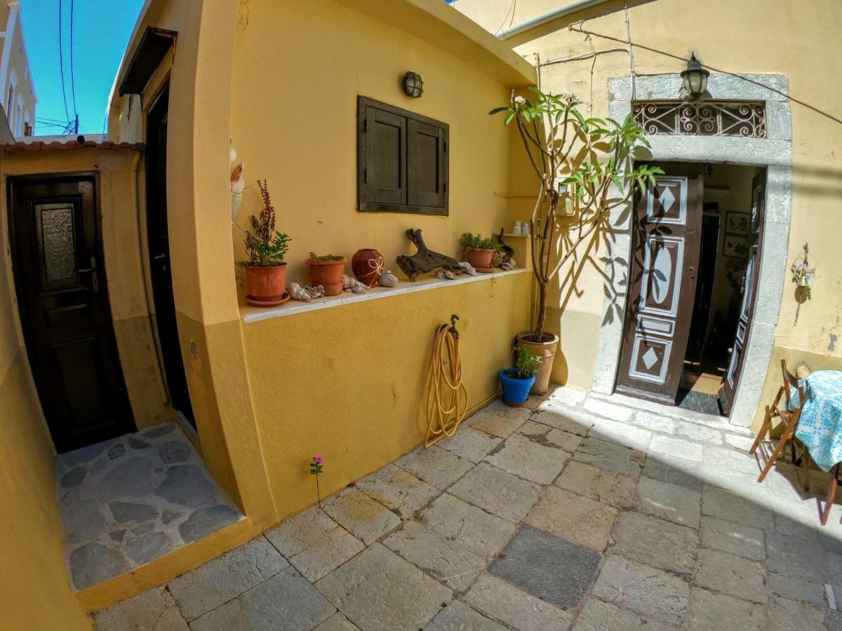 Moschos Mansion Villa Symi Exteriör bild