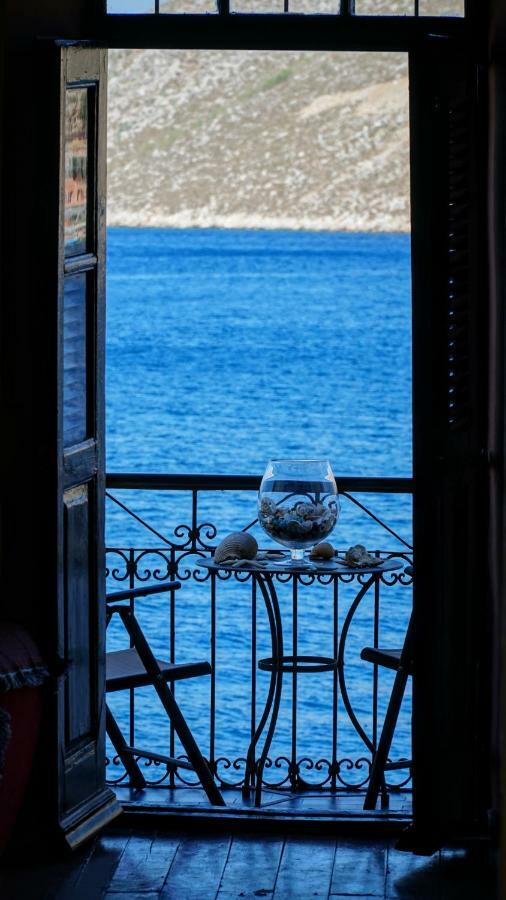 Moschos Mansion Villa Symi Exteriör bild